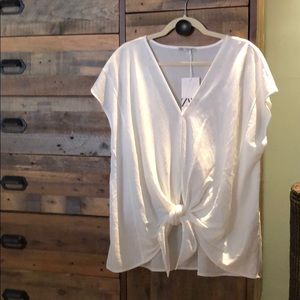 Zara Vneck tie front poly woven